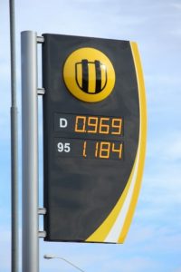 společnosti SLOVNAFT a situace na trzích s ropou a ropnými produkty
