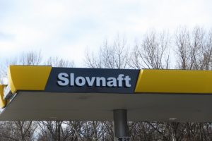 společnosti SLOVNAFT - vysoké ceny motorových paliv