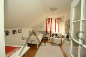 Dětská ložnice - Pronájem domu 6+1, 300 m2 Nebušice