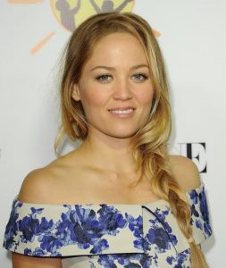 Erika Christensen se Erika vdala za svého přítele Colea Manesse