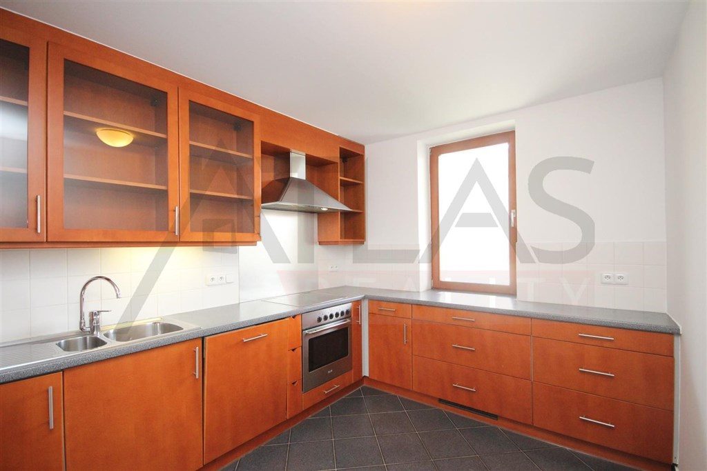 Prodej bytu 3+1, 70 m², Praha - Letňany, Místecká