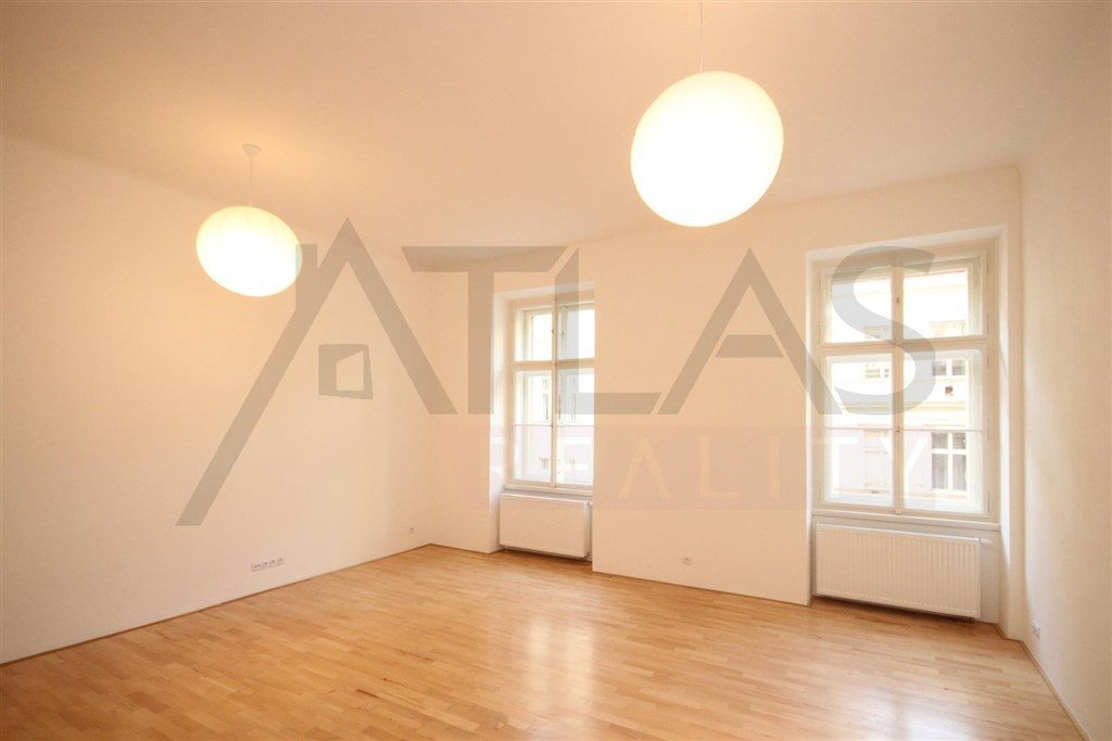 Prodej bytu 3+1, 76 m² Praha - Letňany, Kuželova
