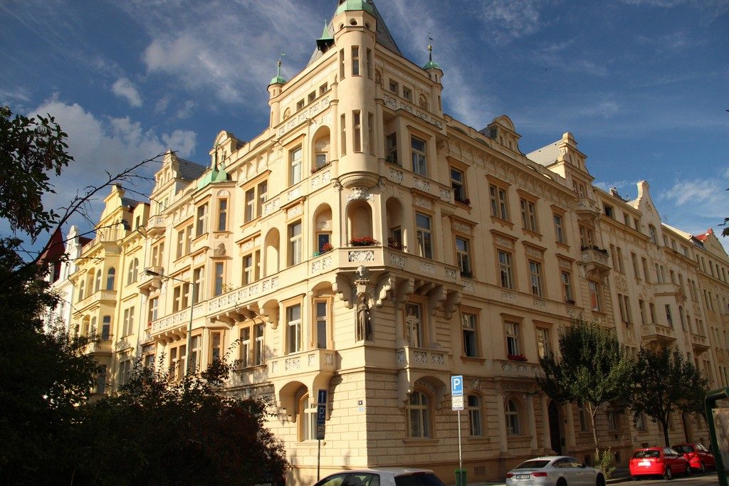 Abbey View Commerce s.r.o. , Praha IČO 04264983