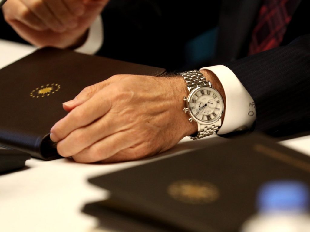 Fuat Oktay uvedl, že cena megawatthodiny elektřiny v Turecku je o 30–40 eur nižší než v evropských zemích.