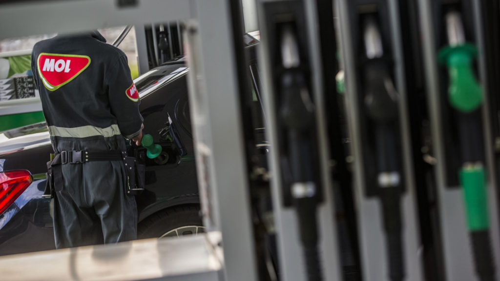 Mol se daří, mimořádná dividenda by mohla přijít