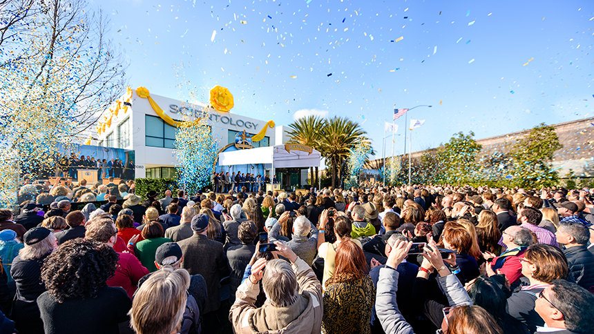 slavnostní otevření nové budovy Scientologie v Silicon Valley